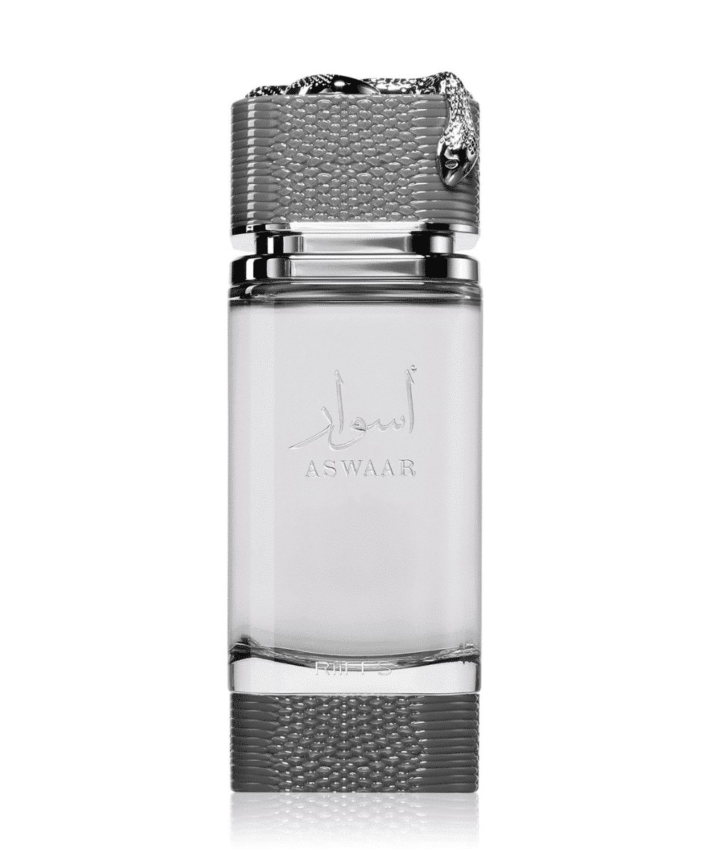 Avec le parfum unisexe Riiffs Aswaar , vous pouvez être certain que vos proches chercheront à savoir ce qui sent si bon. Sa composition olfactive sophistiquée fera tourner la tête des passants.